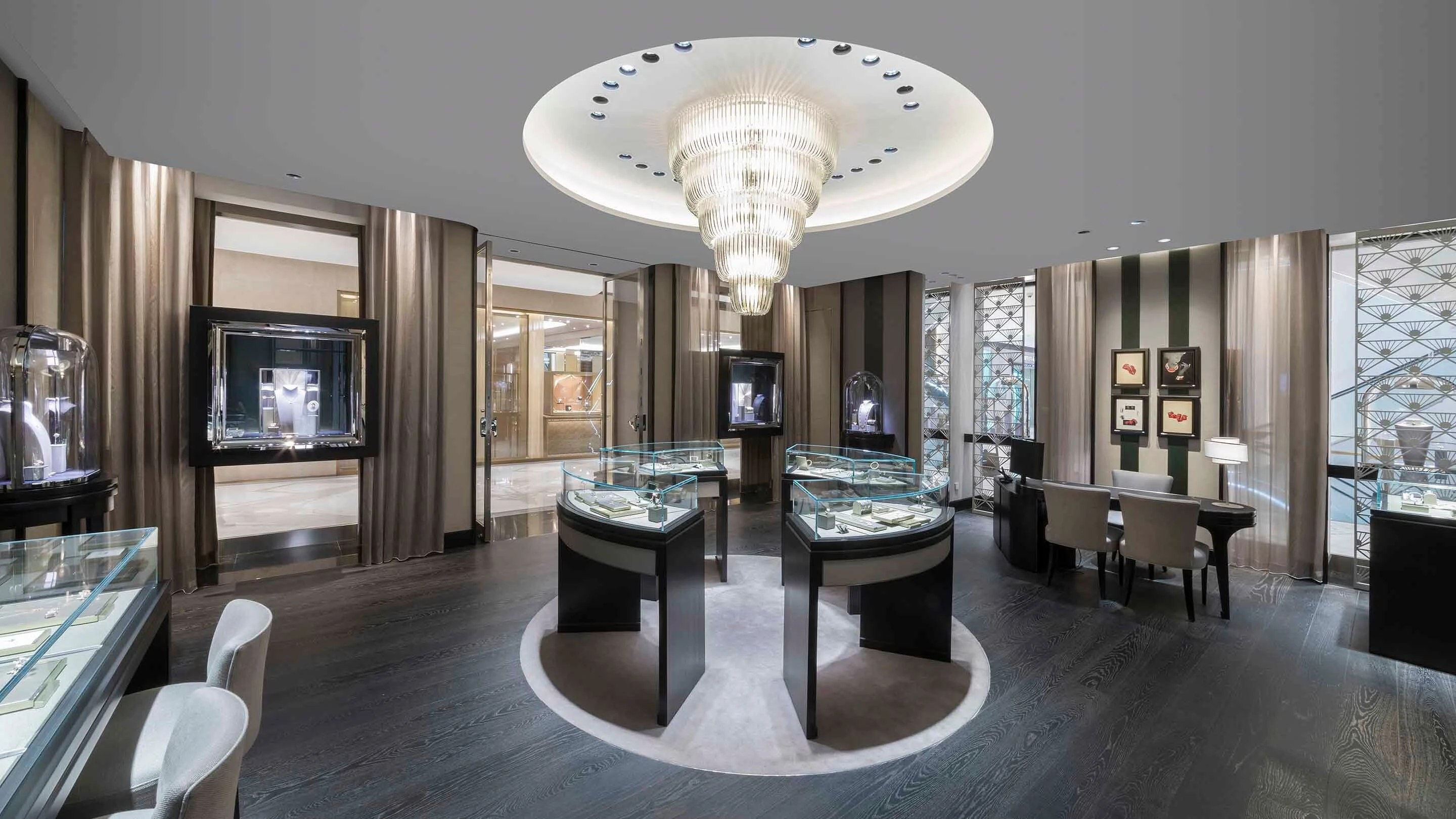 Lumière French Luxury Custom Jewelry Display Cabinet: Elevate Your High-End Jewelry Presentation 1