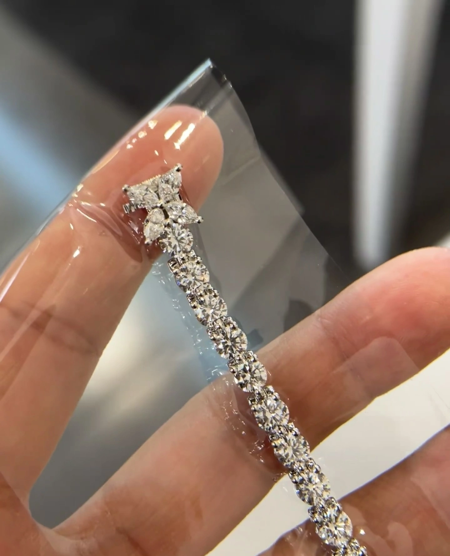 18K Yellow Gold Lab Diamond Bracelet 10.58ct Customized tennis bracelet with IGI certification 1