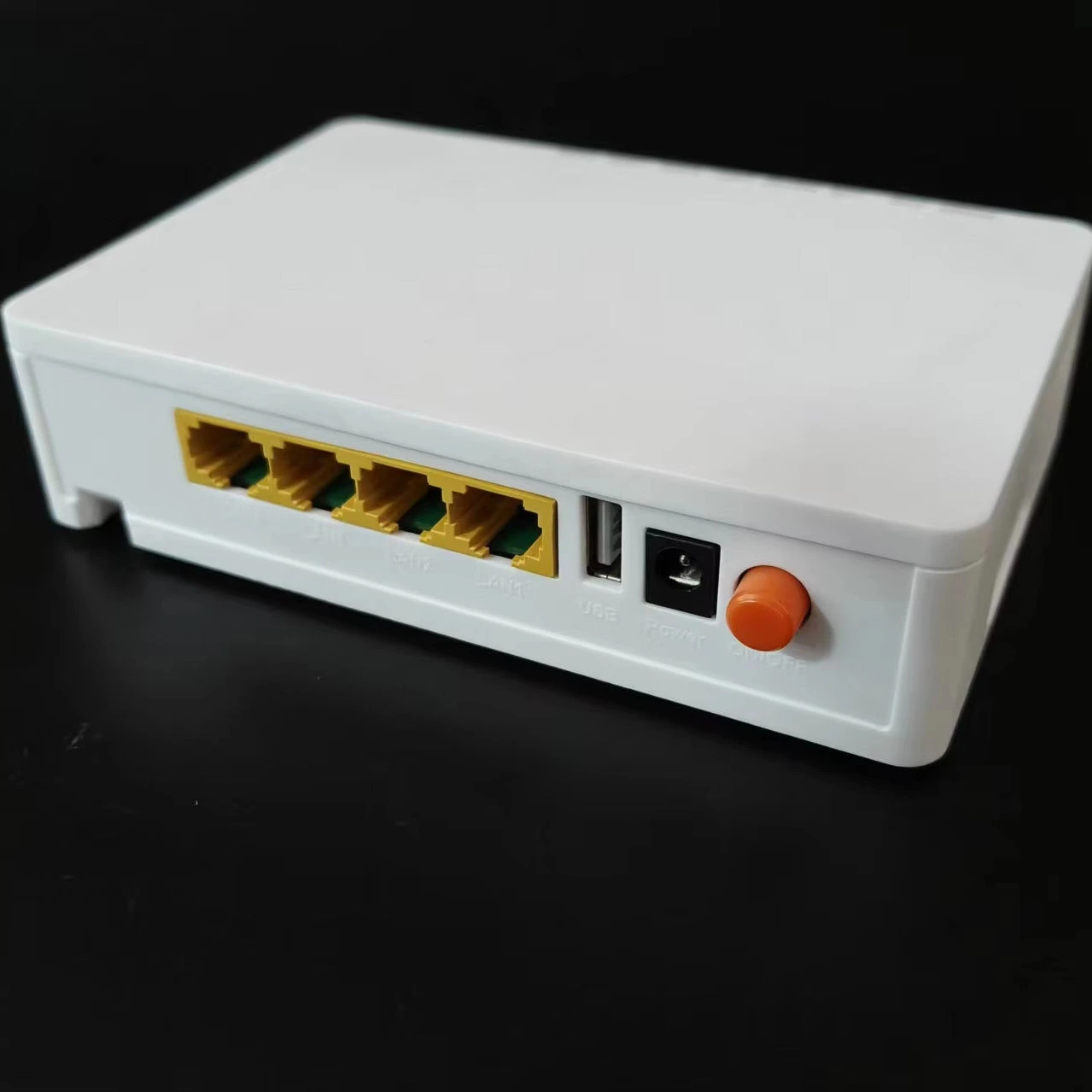 جهاز توجيه Ai232 OEM عالي الجودة من بنغلاديش يدعم XPON وGPON وEPON أحادي النطاق مع مودم 1GE FTTH ONT ONU 1GE + 3FE 1TEL 2.4G/5GHz POE 1