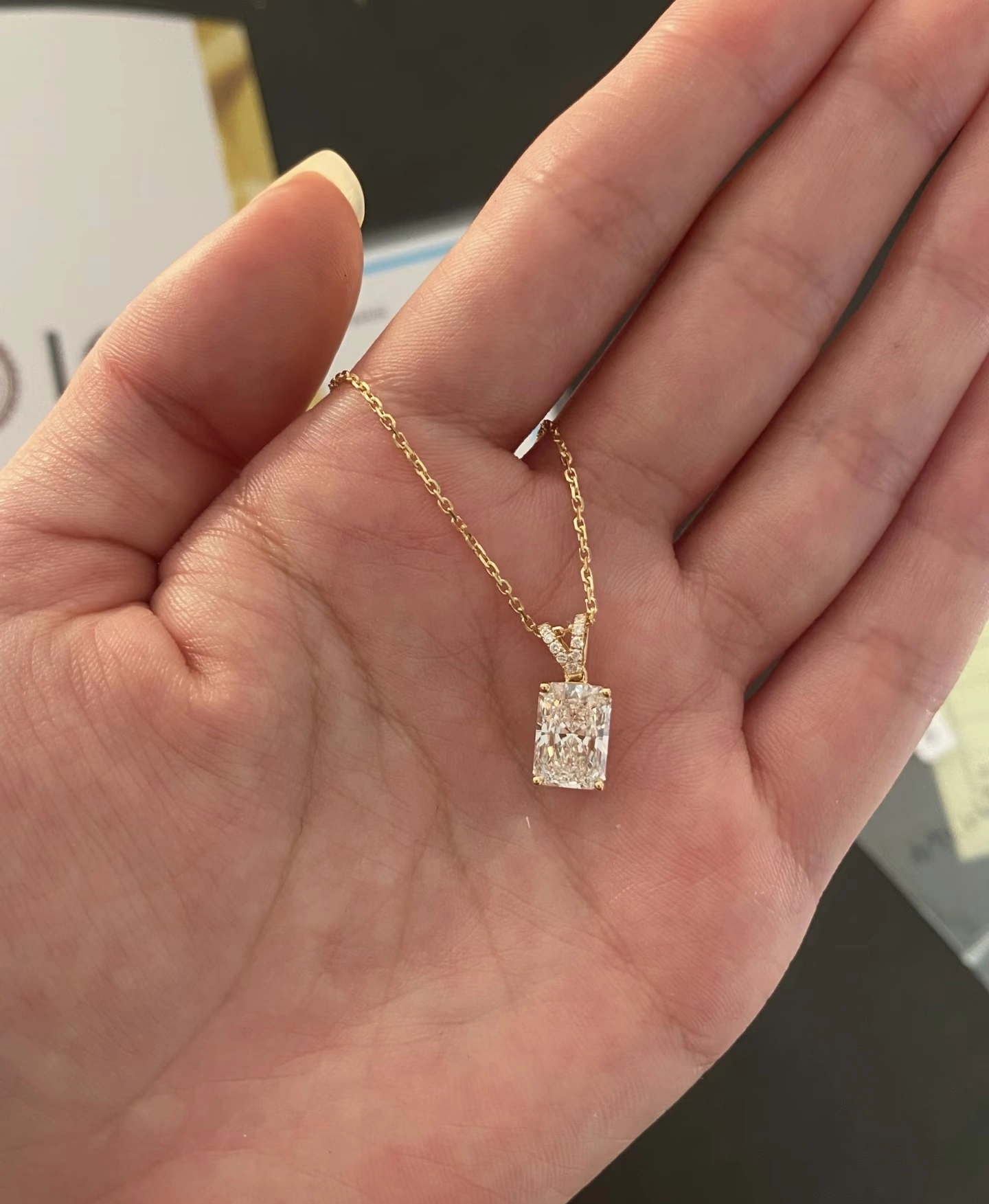 18K Yellow Gold Radiant-Cut High Clarity Lab-Grown Diamond Pendant 1