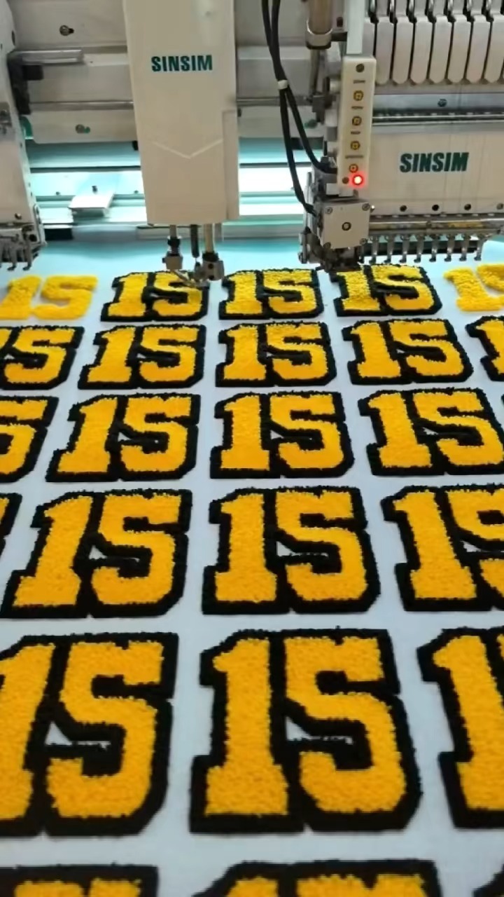 Tuairimí othar maidir le húinéireacht thionscal an tobac ar theiripí  riospráide, image size:720x1280