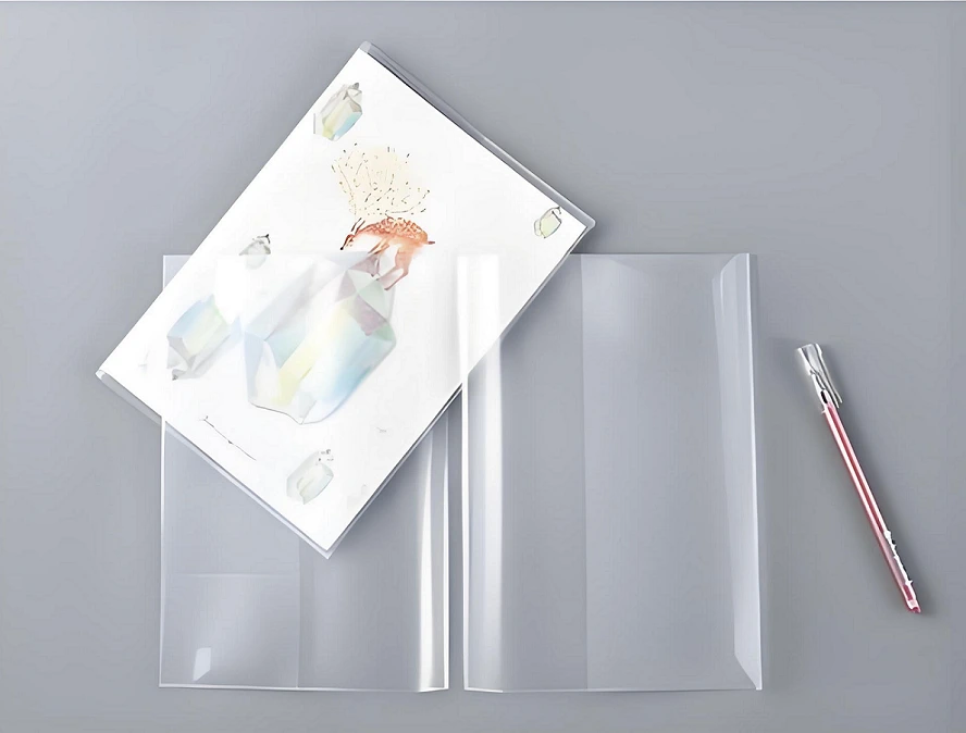 Película de PVC transparente e impermeável para capa de livro 1