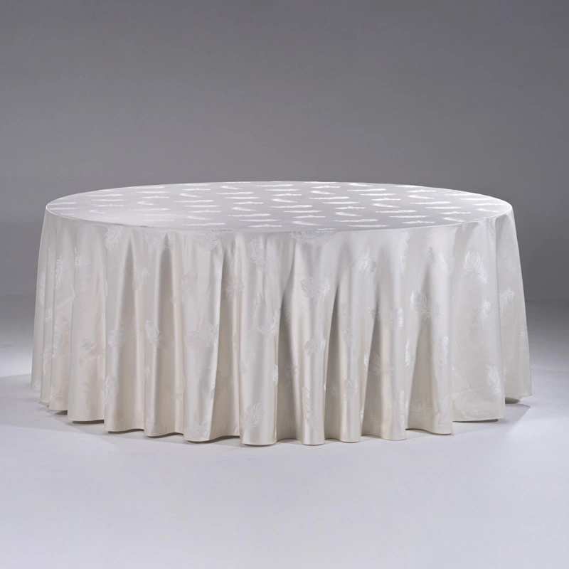 مفرش طاولة فاخر للمناسبات مزين بتطريز ريش رائع 1