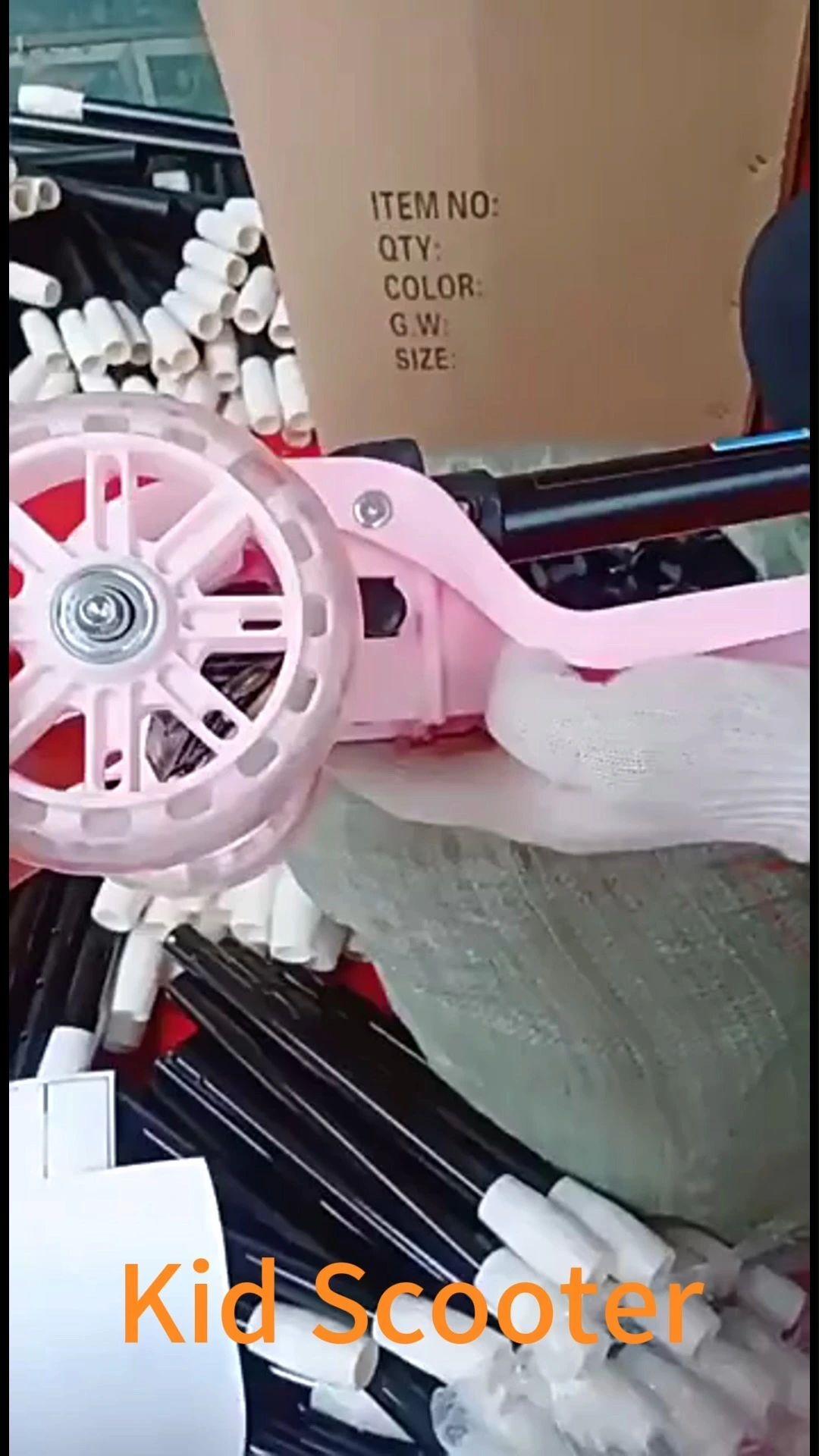 Wholesale Latest 3 Wheels Adjustable PU Kid Scooters Printed Flashing Light Children's Balance Bikes 1