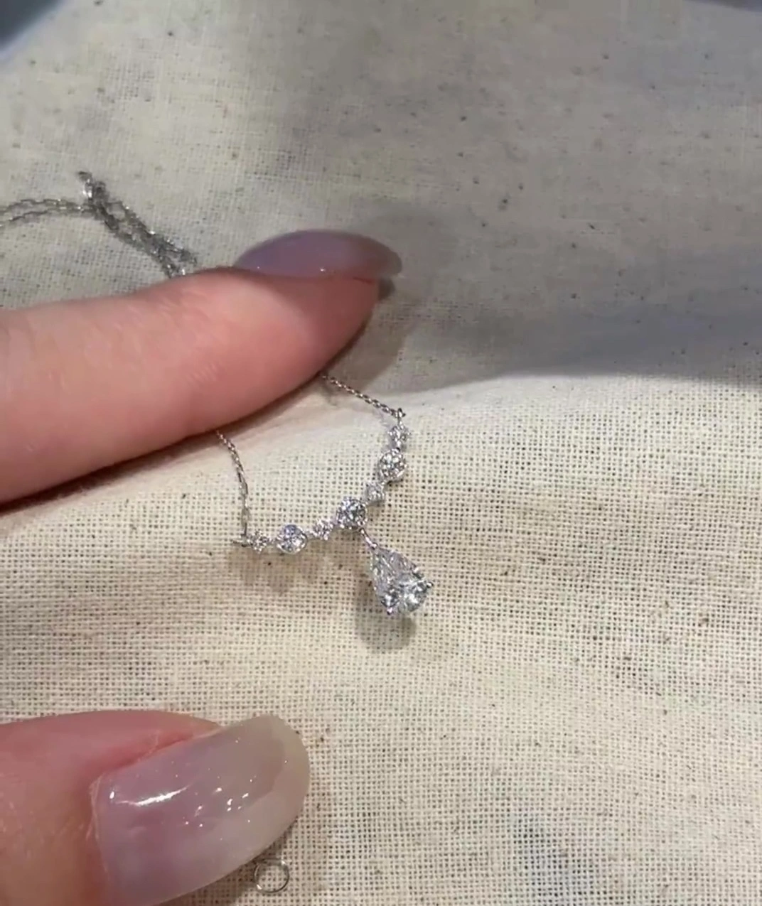 18K White Gold 1ct Pear Lab Diamond Necklace 6-Prong Set with IGI Certificate 1