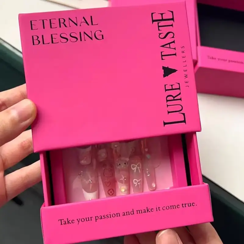 علب ورقية صلبة مغناطيسية صغيرة مصنوعة حسب الطلب، مزينة بشعار مطبوع على الأظافر، لتغليف الأظافر الاصطناعية والرموش الصناعية. 1