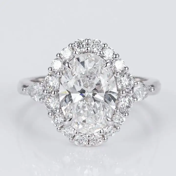Anillo de oro blanco de 14 k personalizado con diamantes ovalados de 2,5 quilates D VVS2 LG743544114 IGI Lab. Pago del saldo. 1