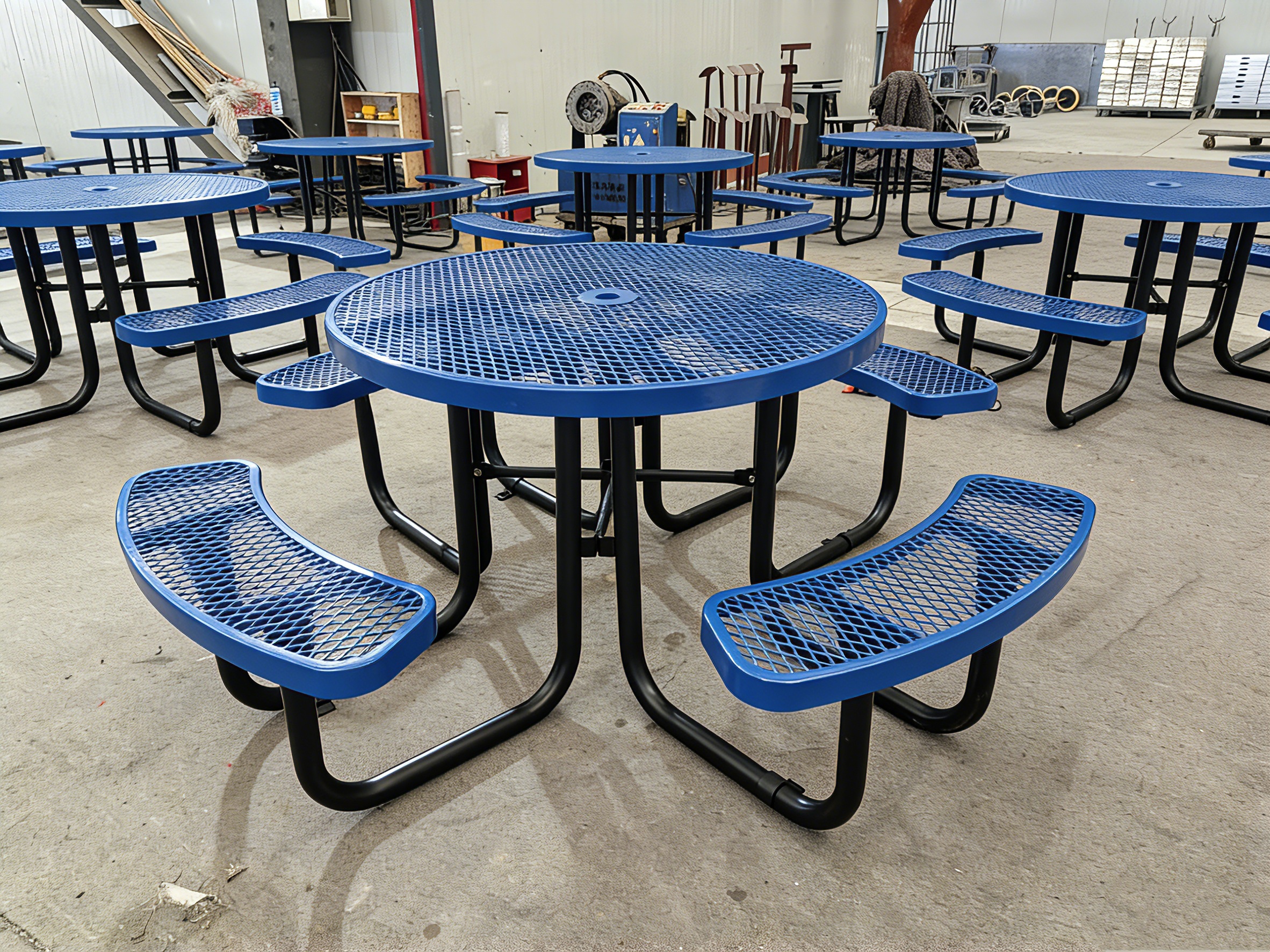 Heavy Duty Metal Round Commercial Picnic Table with Mesh Top - Haoyida Factory