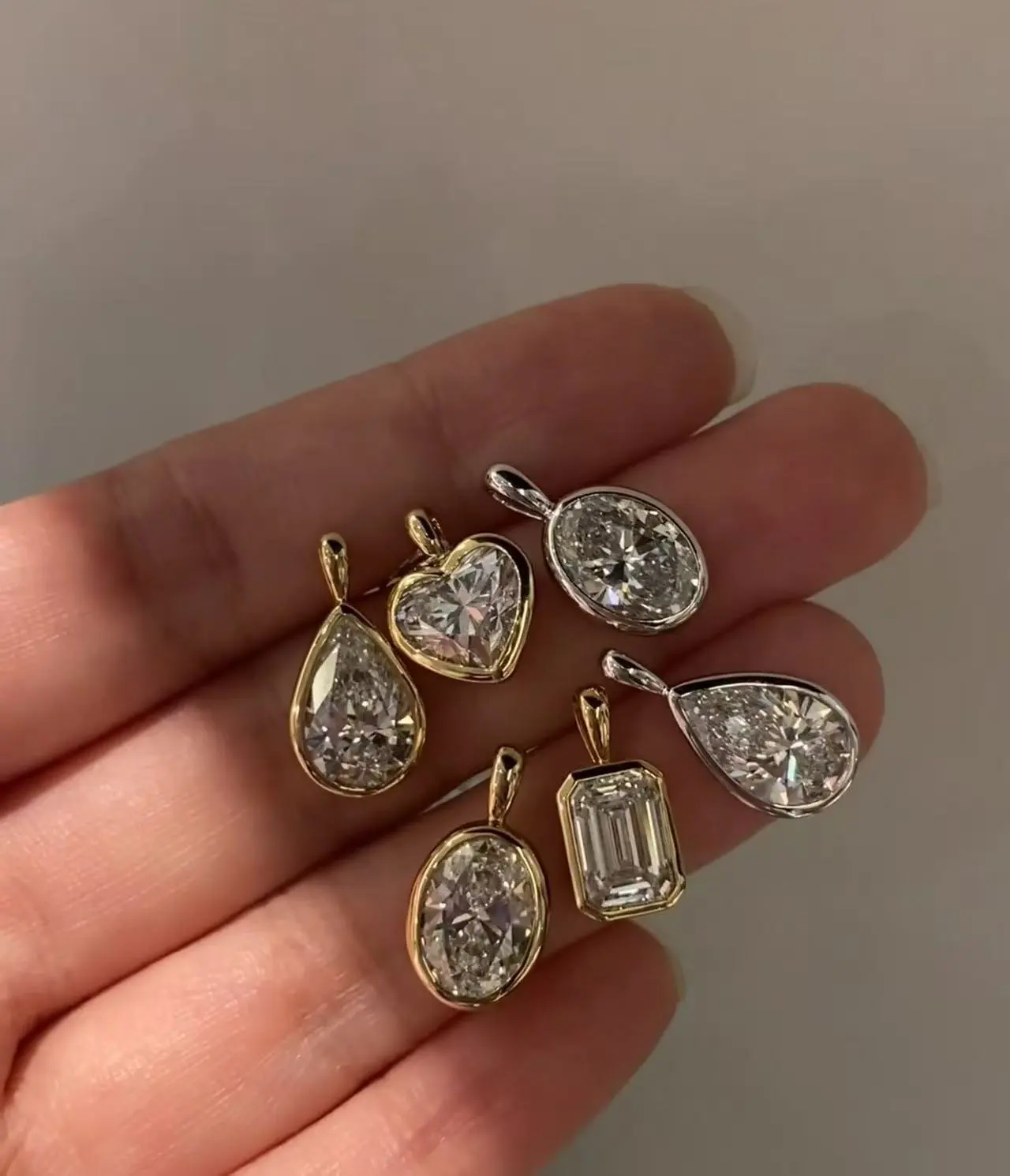 ZKZ Custom Jewelry 18K Gold High Quality Lab Grown Diamond  Pandant Fancy Shaped With IGI Certified 1