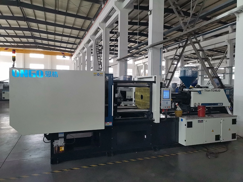 ONGO Titan-TI240JD Plastic Injection Molding Machine 1