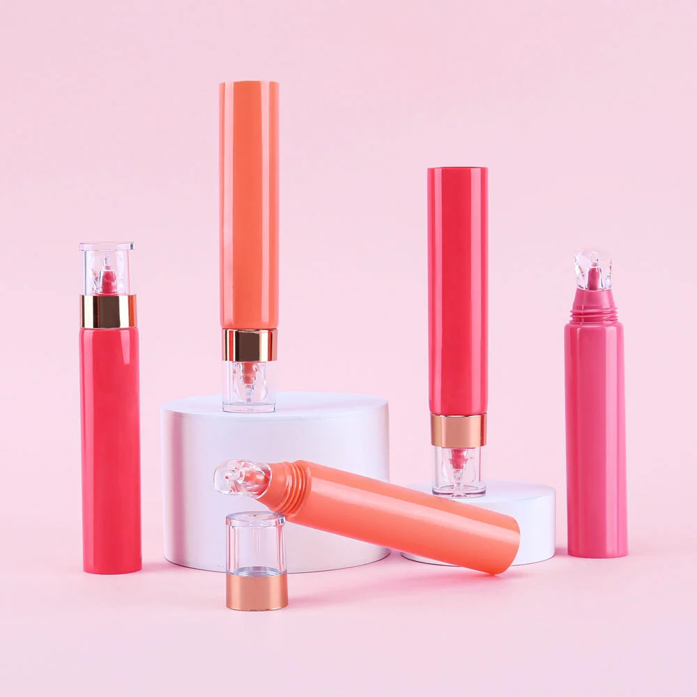 Tubo de brillo de labios D19 con aplicador de PETG 1