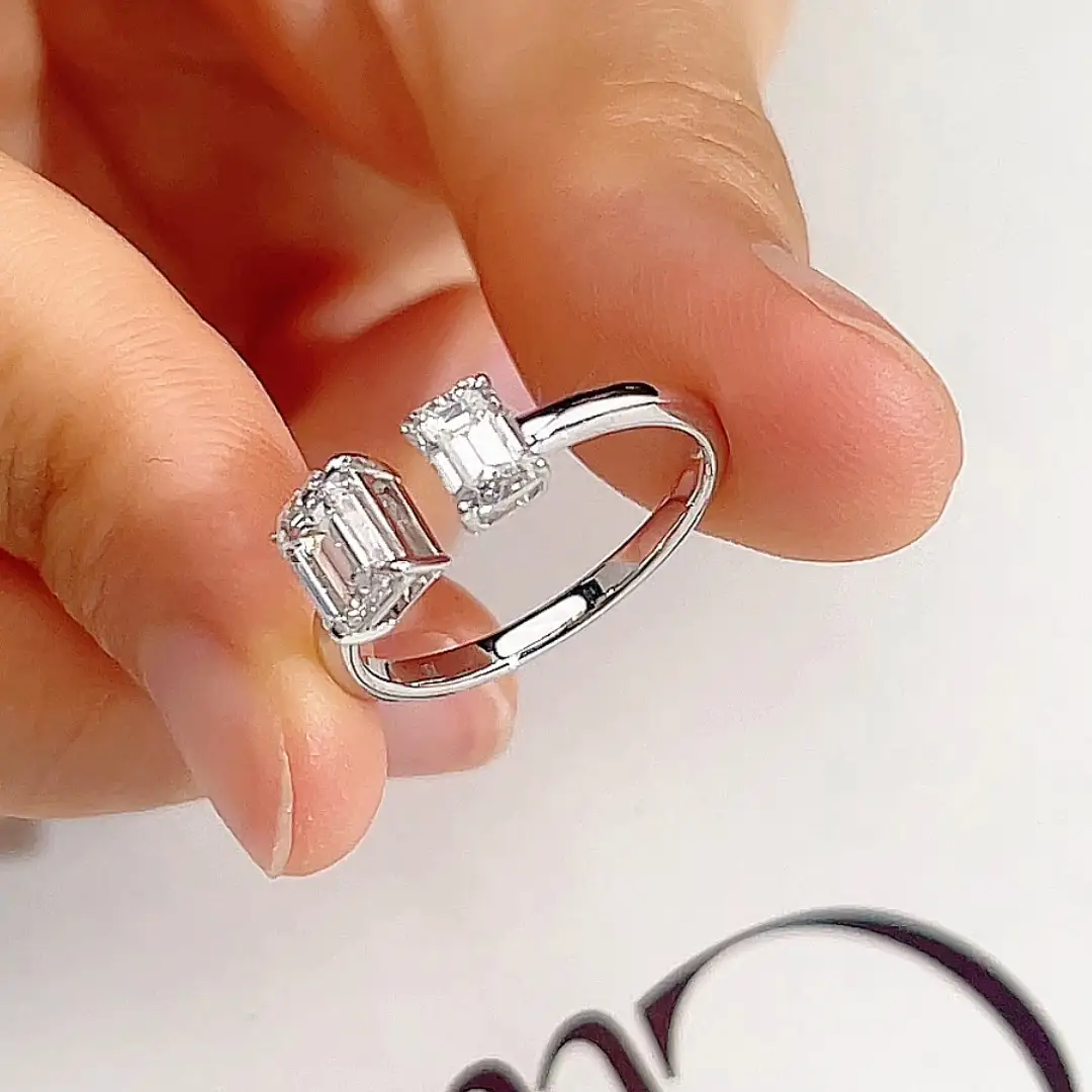 MSR-1516 18K gold Ring emerald cut Lab Grown Diamond Ring Messi Jewelry 1