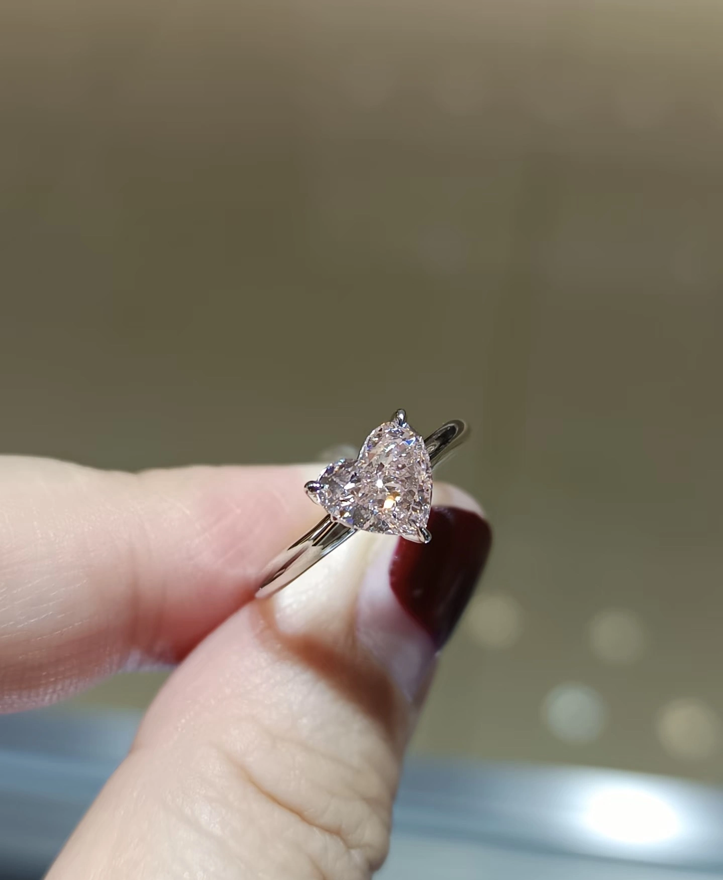 18K Lab Diamond Ring 1.1ct Pink Heart Ring Single stone three-claw engagement ring with IGI certification 1