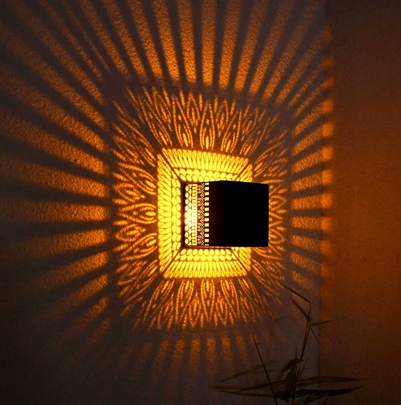 Solar-Powered Square Wall Lamp Outdoor Waterproof Garden Light Openwork Projection Wall-Mounted Lamp 1