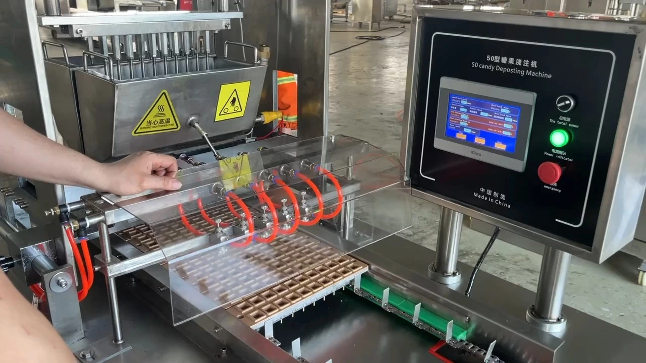 Stainless steel semi-auto gummy production machine with low price 1