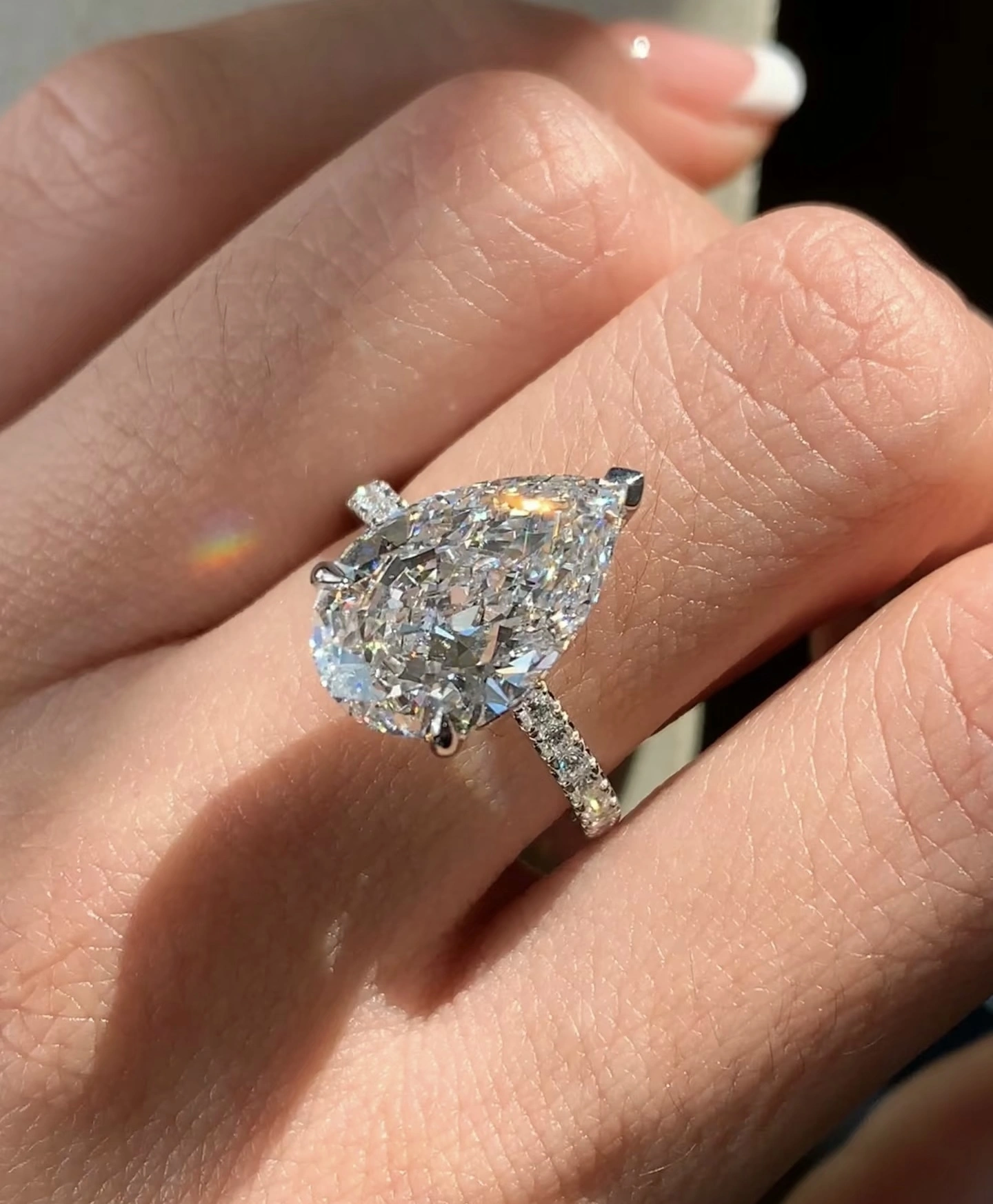 18K White Gold Lab-Grown Diamond Ring: Teardrop Center Stone with Circular Halo and Micro-Paved Cathedral Setting 1