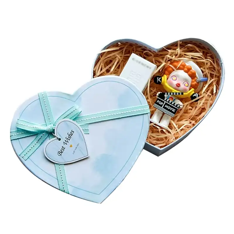 علبة هدايا مربعة فاخرة مصنوعة حسب الطلب من ورق مقوى مموج قابل لإعادة التدوير عالي الجودة، مع طبقة تغليف غير لامعة وطلاء ورنيش. 1