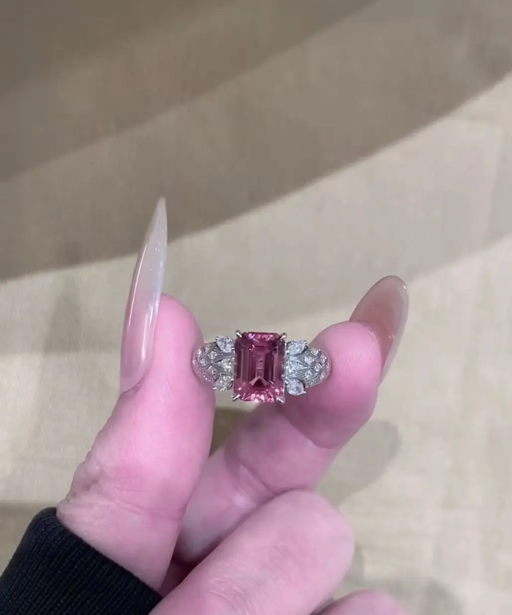 ZKZ Custom Jewelry High Quality 18K White Gold Lab Grown Pink Diamond Emerald Cut Ring IGI Certified 1