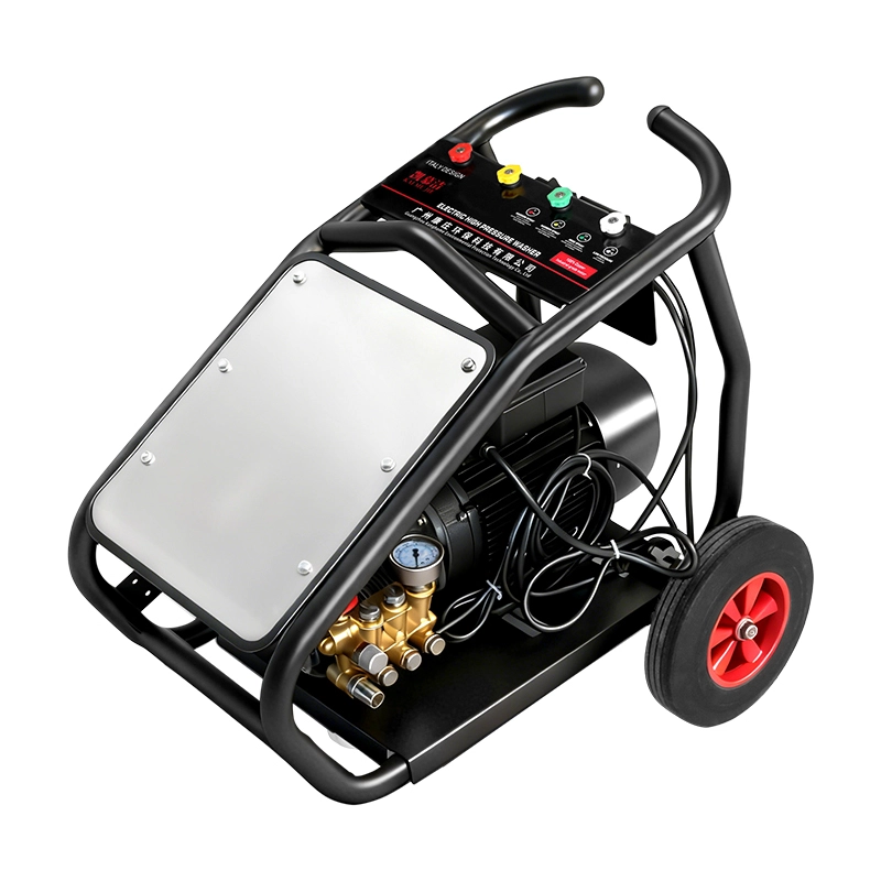 ماكينة غسيل سيارات KH-1980B عالية الضغط، تعمل بجهد 380 فولت، مناسبة لمحلات غسيل السيارات ومزارع تربية الحيوانات، تتميز برأس مضخة عالي الطاقة ومسدس مياه عالي الضغط لتنظيف الأرضيات بكفاءة عالية. 1