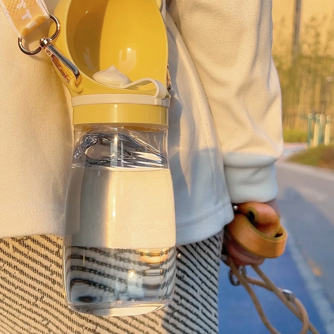 ROADREIGN - Pet water and food cup for outings Portable Integrated Drinking & Feeding Pet Water Dispenser Travel Cup Dog Water Bottle Portable With Drinking Cup 1