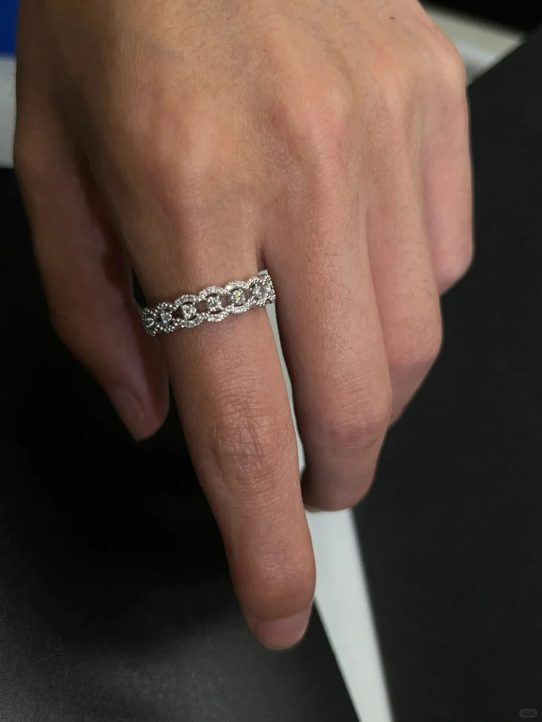 18K White Gold Irregular Twisted Band Pave-Set Lab-Grown Diamond Ring 1