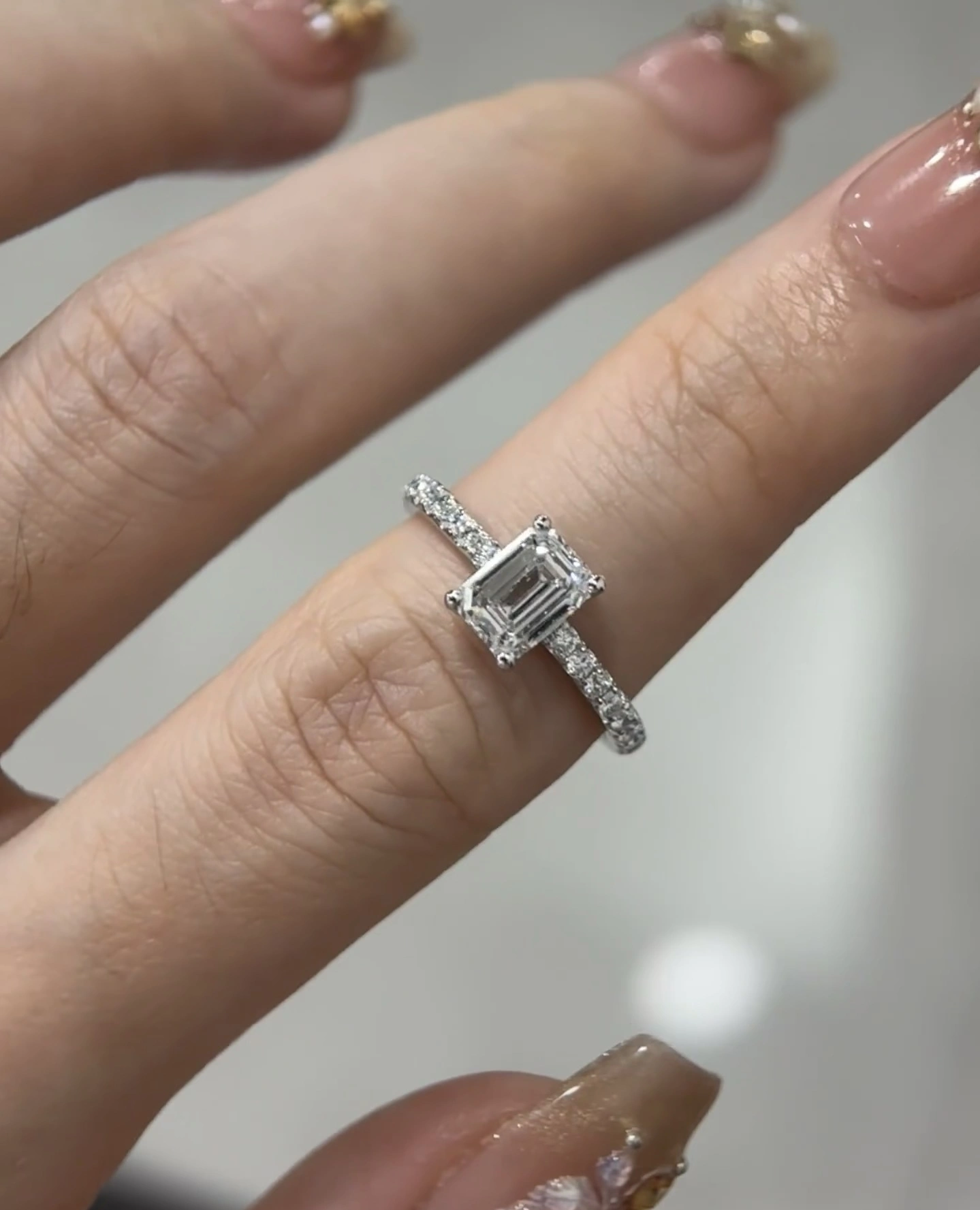 18K Lab Diamond Ring 1ct Emerald classic engagement ring 4-claw Half-set ring 1