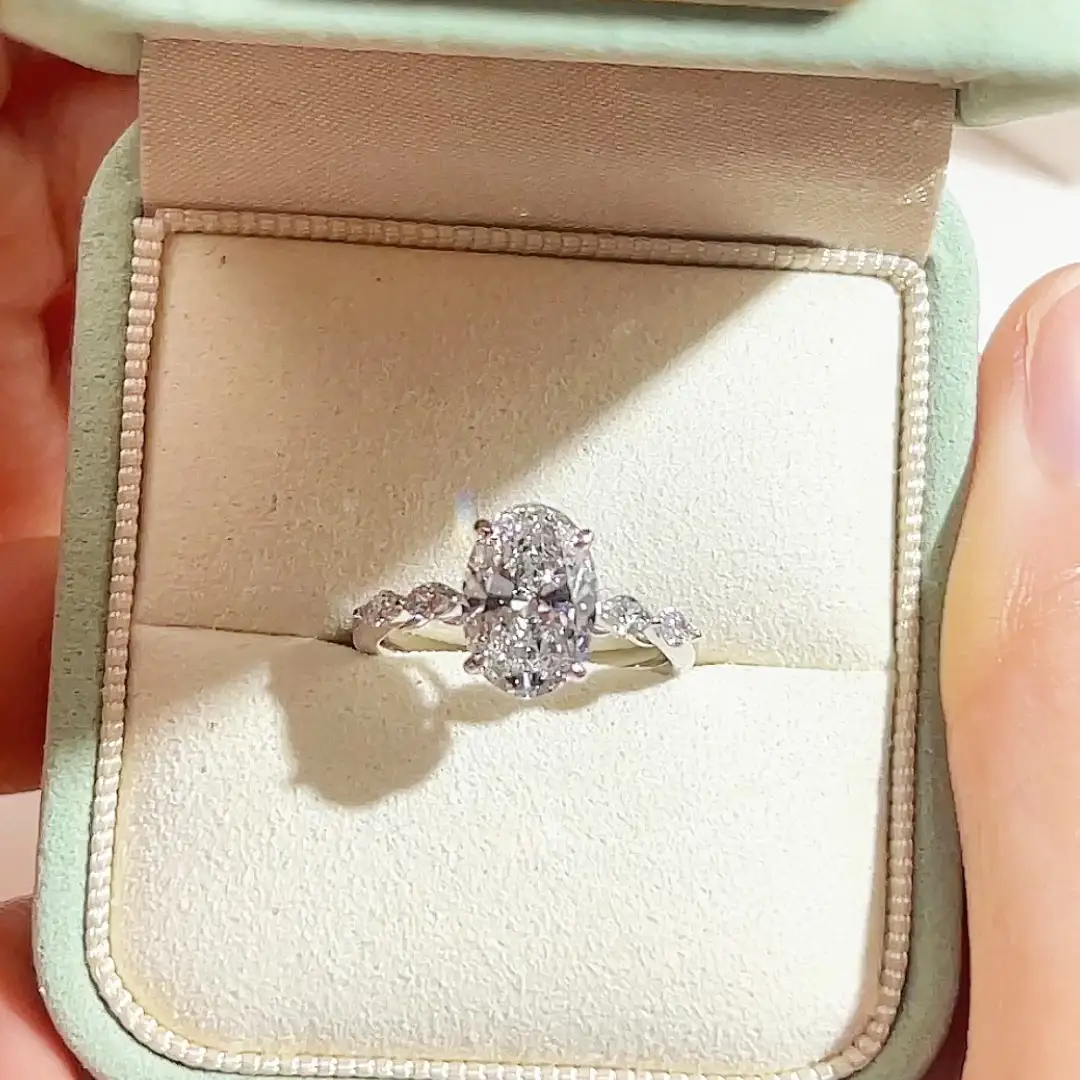 MSR-1950 18K gold Ring 2.03CT E VVS2 oval shape Lab Grown Diamond Ring IGI Certificate Messi Jewelry 1