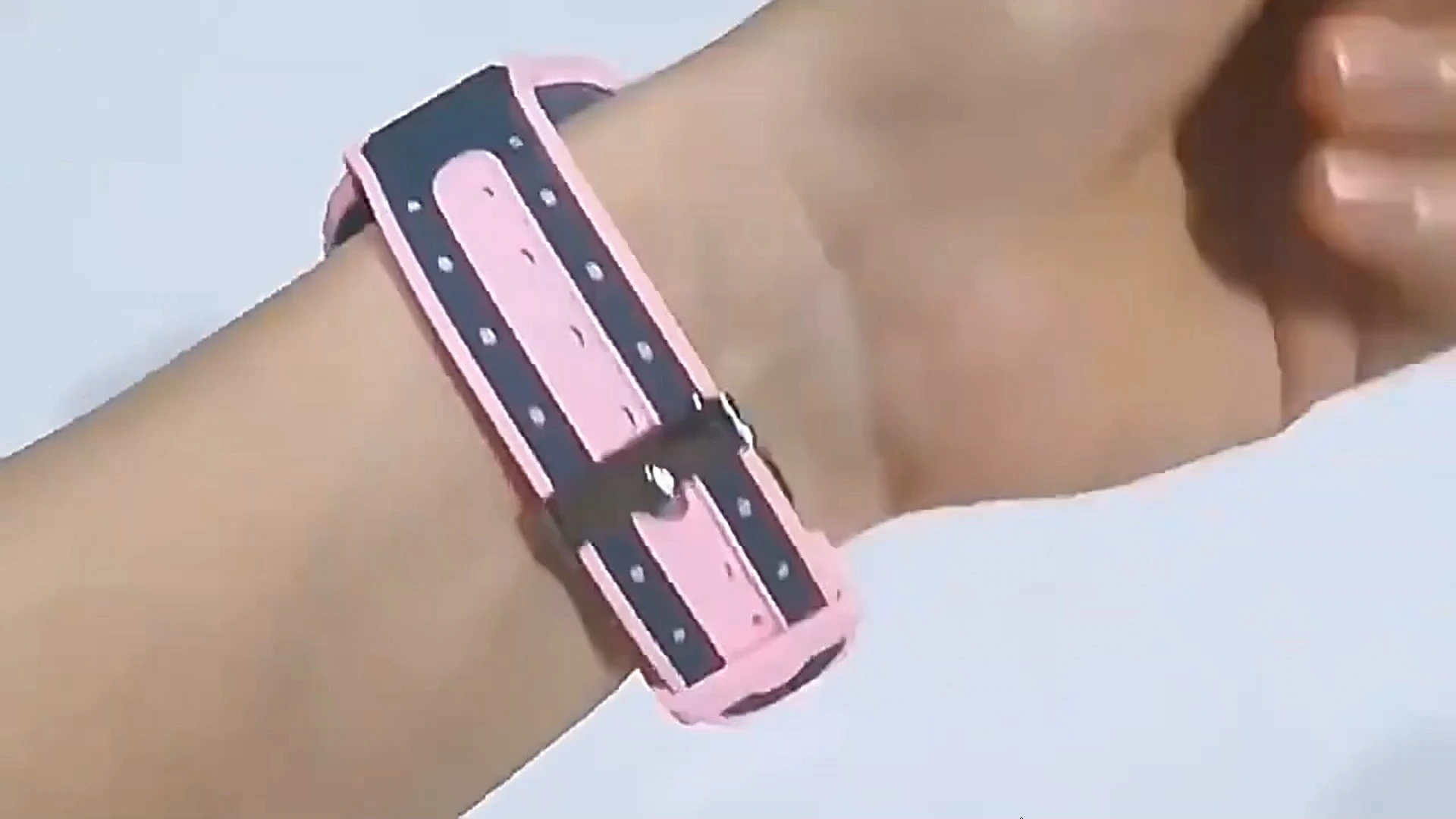 Emergency Button 4G Children's Watch Kids Smartwatch with Classroom Mode 650mAh Outdoor Adventure Watch for Kids LT21 1