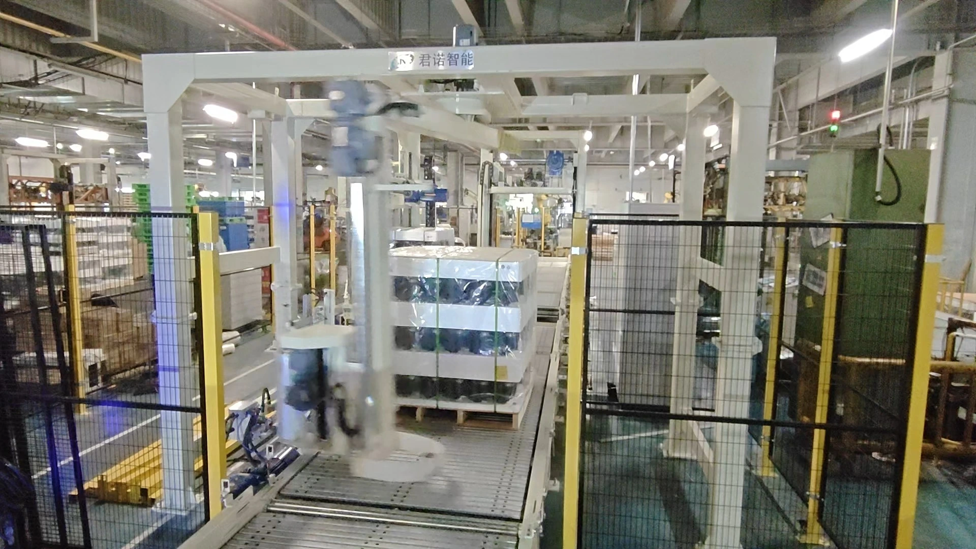 Fully Automatic AC Compressor Pallet Strapping Wrapping Machine Anti Scratch Design 1