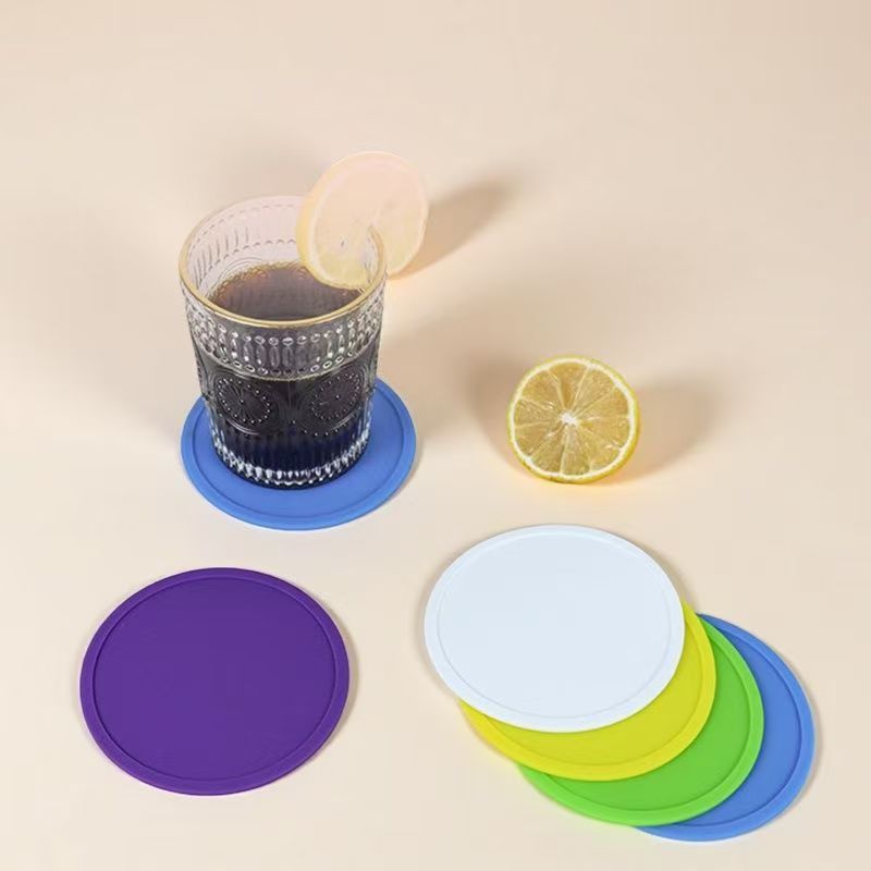 Juego de posavasos de silicona personalizados, resistentes al calor y antideslizantes. Forma y logotipo personalizados. Ideales para regalar. 4