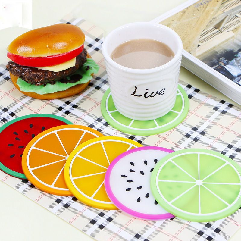 Posavasos de silicona redondos con estampado de frutas de colores, gruesos y antideslizantes, para vajilla. 1