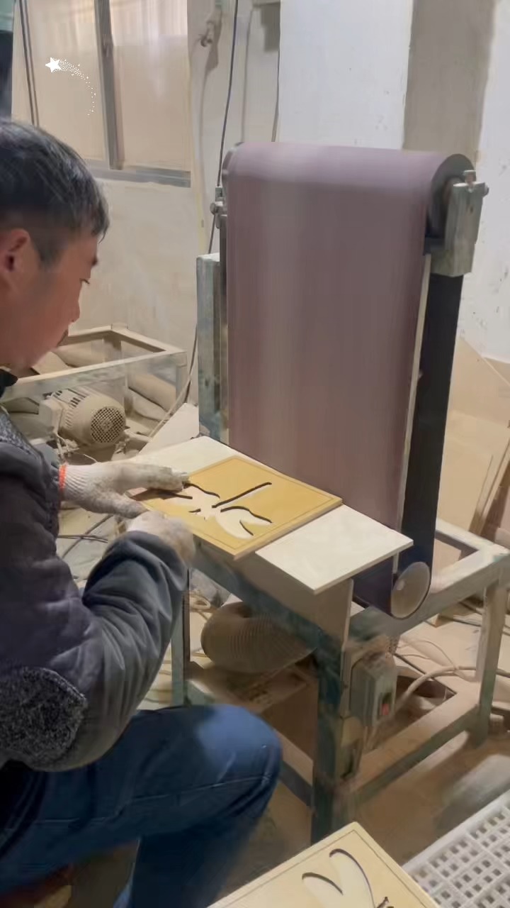 Bạn có đoán được đây là loại xếp hình Montessori nào đang được làm trong video này không? 🧩✨