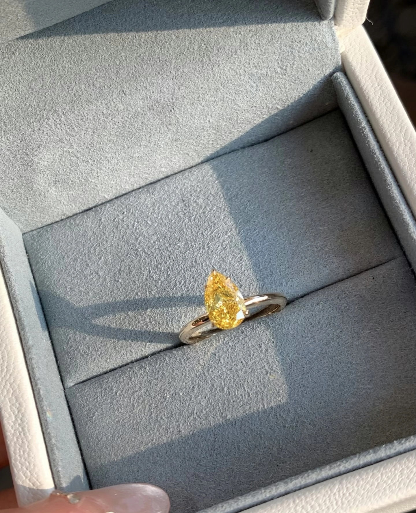 18K Gold Solitaire Ring with Fancy Vivid Yellow Lab-Grown Pear Diamond 1