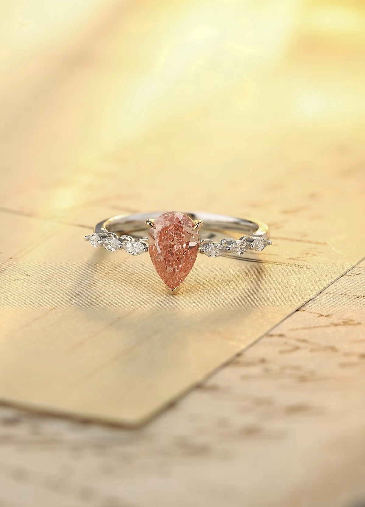 18K Lab Diamond Ring 1ct Pink Pear Customized engagement rings for women with IGI certification 1