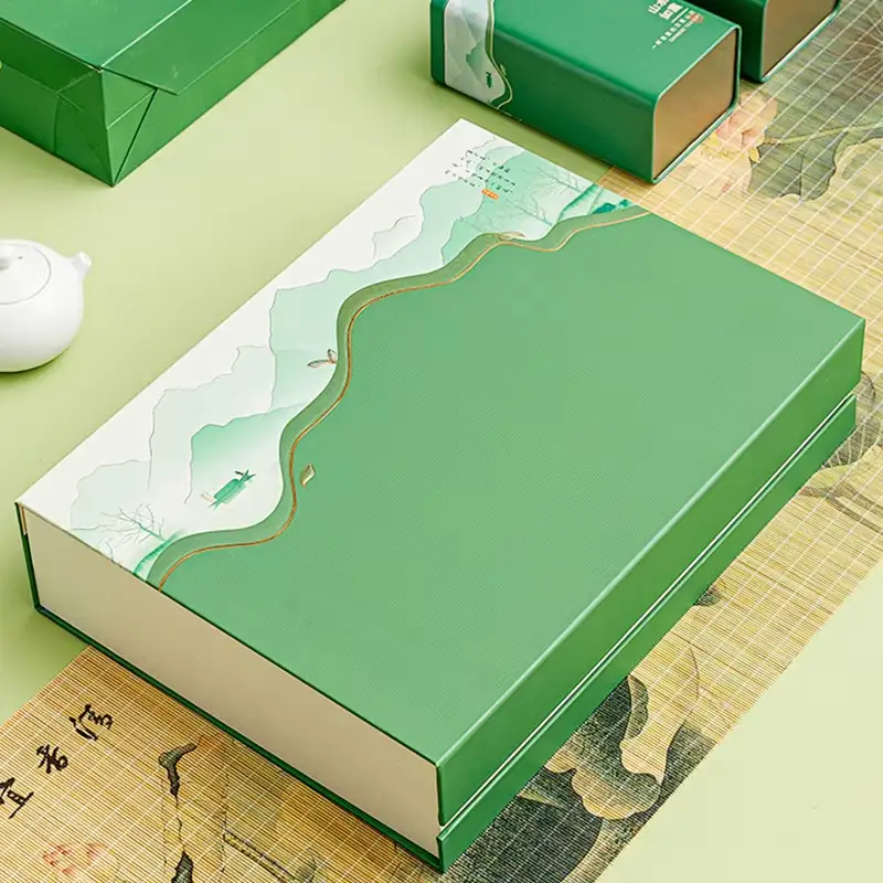 علب ورقية قابلة للطيّ، مطبوعة بتقنية الأشعة فوق البنفسجية، ومزينة بختم ذهبي، صديقة للبيئة، مناسبة لتغليف هدايا أكواب الشاي والأكواب، مع إمكانية النقش البارز. 1