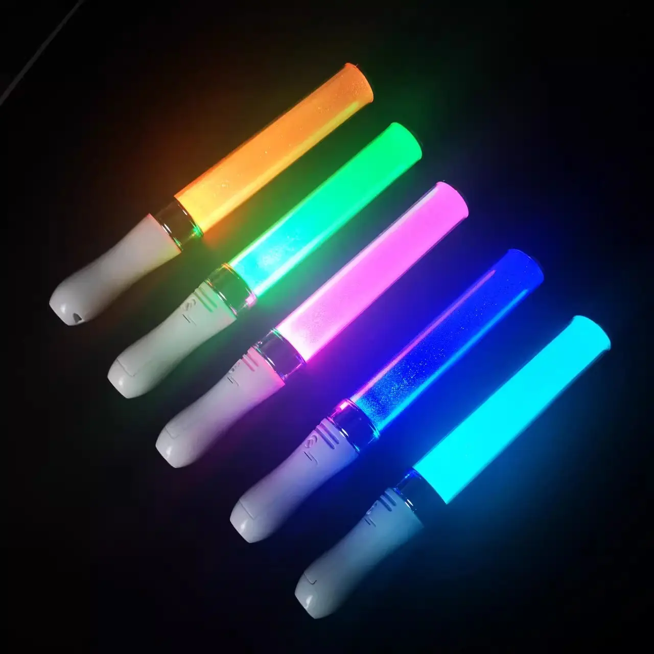 Lag-Free Synchronized DMX512 Concert Wands with PC Tube for Maximum Light Diffusion