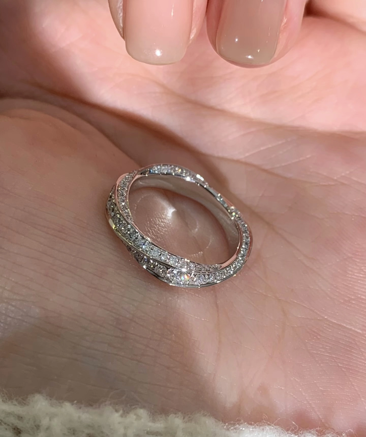 Platinum Moebius Infinity Ring with Full Pave Diamond Setting 1