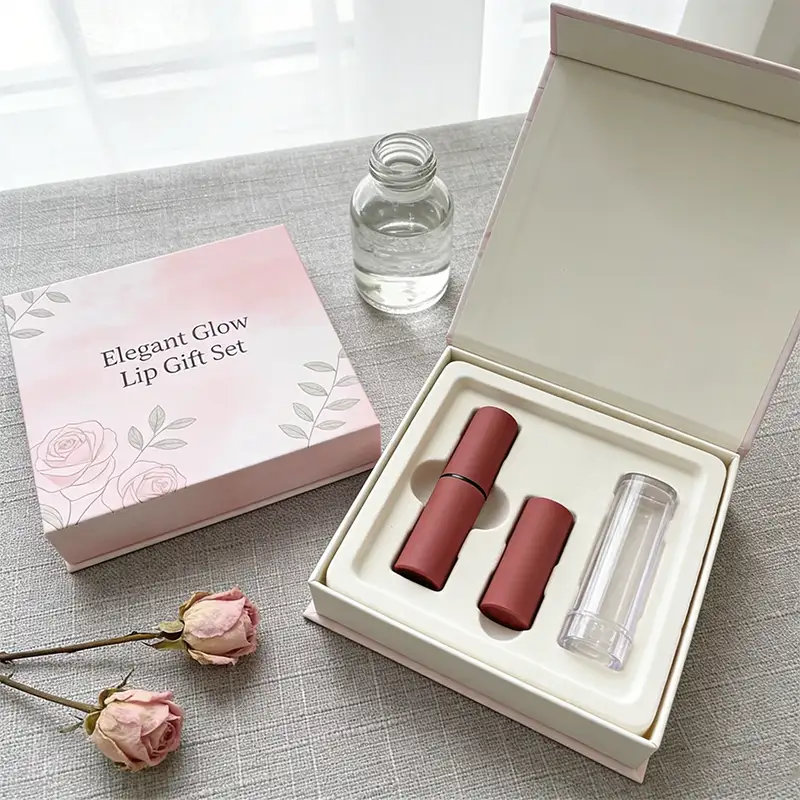 علب خارجية مربعة من الورق المقوى المموج مع نافذة شفافة وتغليف غير لامع لتغليف طلاء الأظافر ومستحضرات التجميل 1