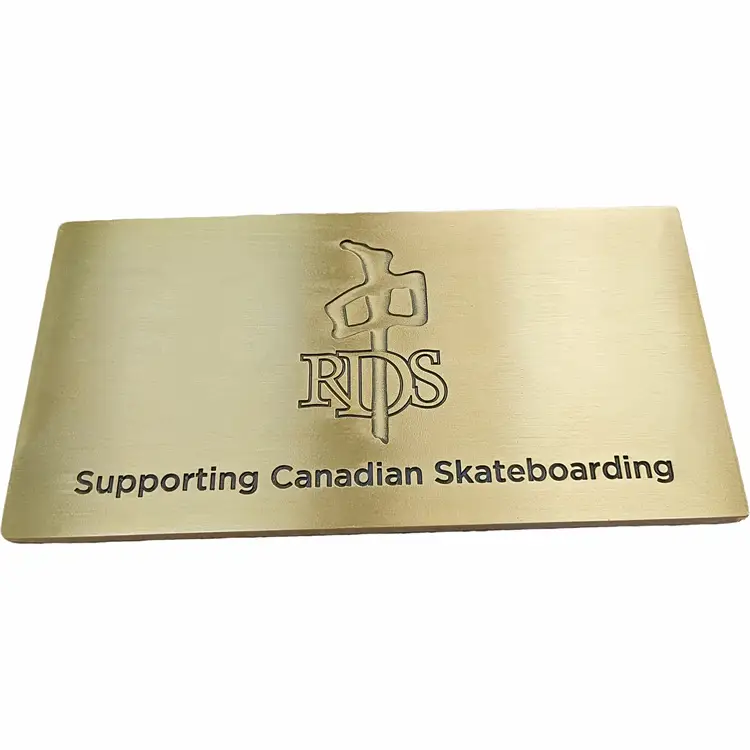 Placa de identificación de latón cóncava profunda personalizada con textura retro 1