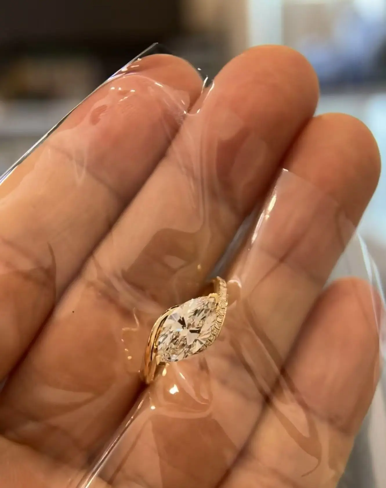 ZKZ Custom Jewelry Angel Eyes diamond ring Lab Grown Diamond Marquise Ring For Engagement 1