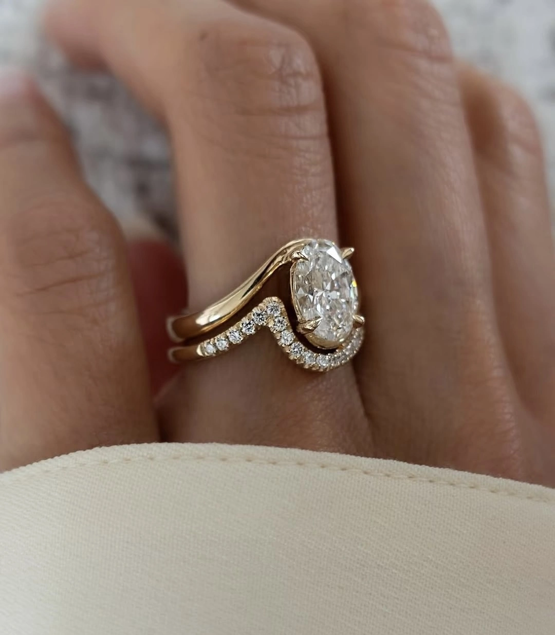 18K Custom Grown Lab Diamond Ring 2ct Oval 4-prong engagement ring Pave set with IGI certification 1