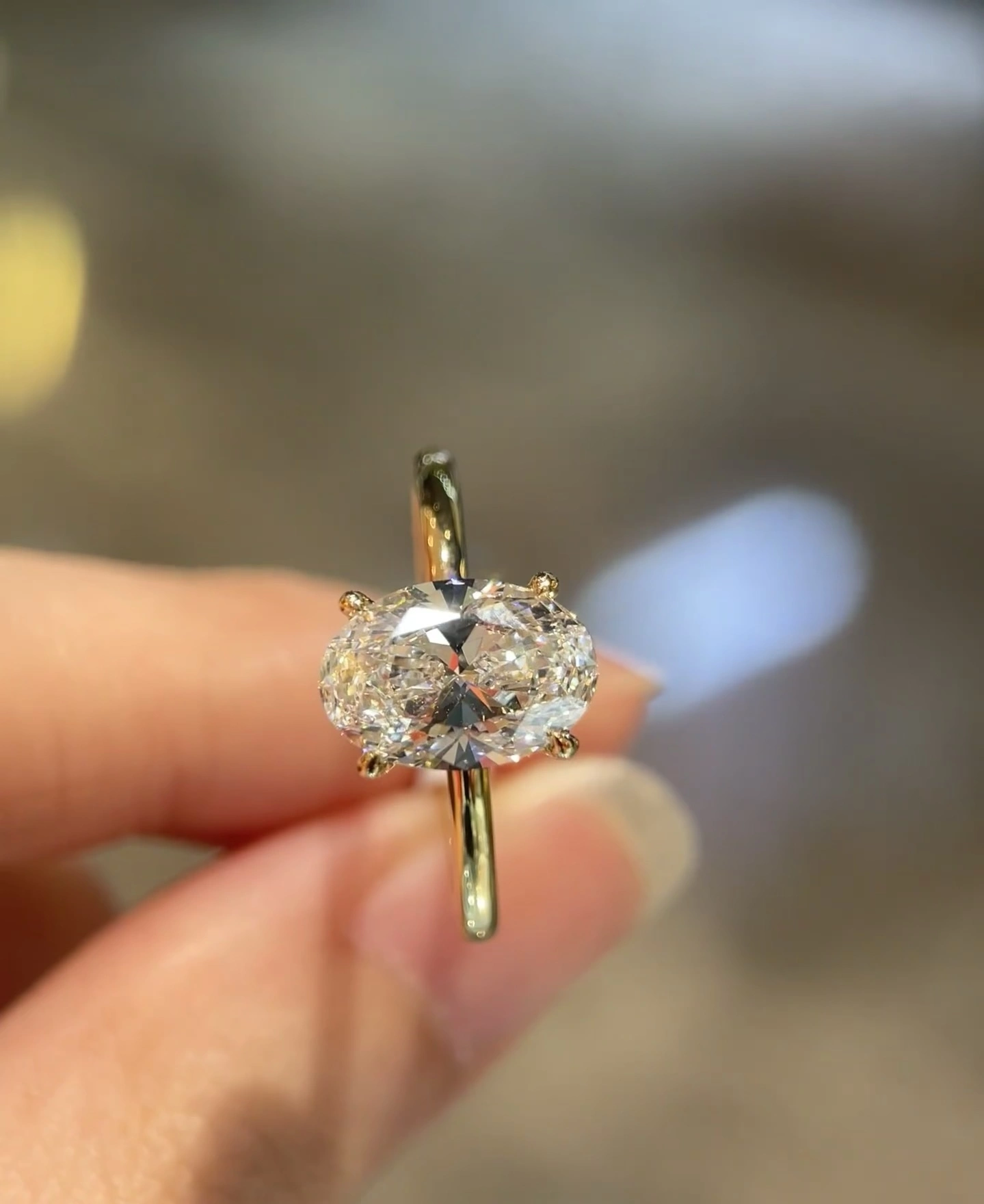 18K Custom Grown Lab Diamond Engagement Ring 2ct Oval Engagement ring 4-prong ring With side stones inlaying 1