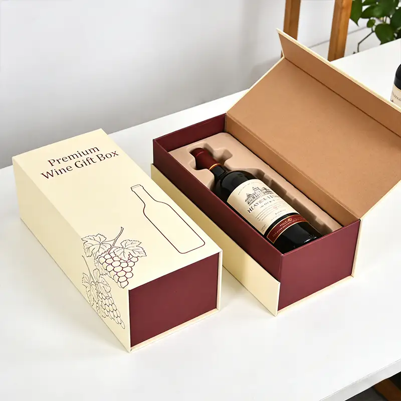 علب كرتون مربعة قابلة لإعادة التدوير مع غطاء لمجموعات هدايا النبيذ، بتغليف لامع/غير لامع، منقوش، منشأها تشجيانغ 1