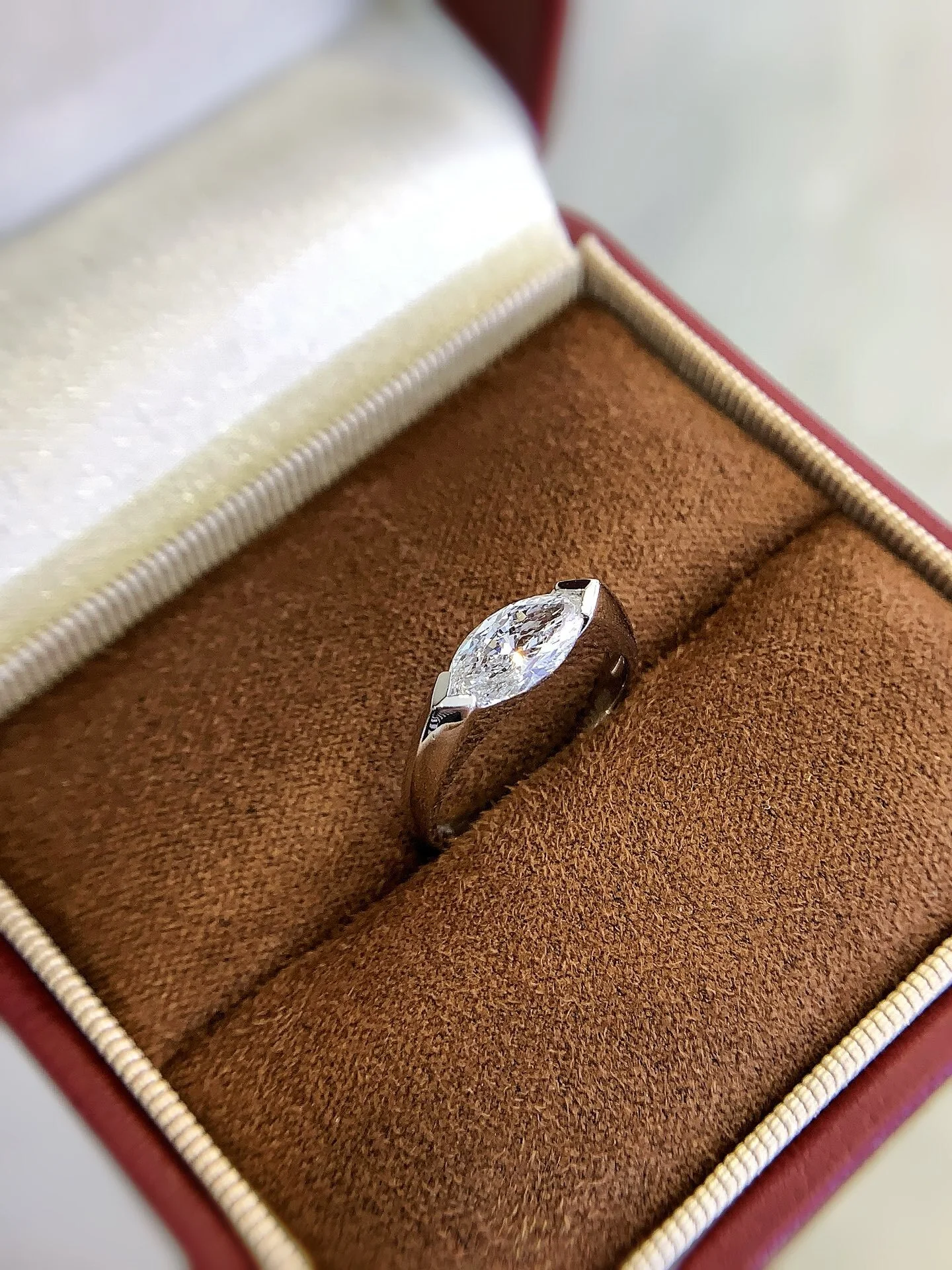 PT950 Marquise Cut Lab Grown Diamond Engagement Ring Solitaire Luxury Unisex Wedding Gift 1