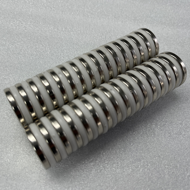 SM-03152032  Powerful disc Neodymium Ndfeb Magnet coated NiCuNi 2
