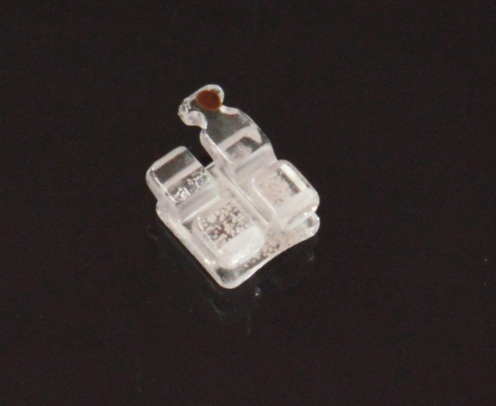 Monocrystalline Sapphire Ceramic Orthodontic Brackets - Clear, Low-Friction, Metal-Free 1