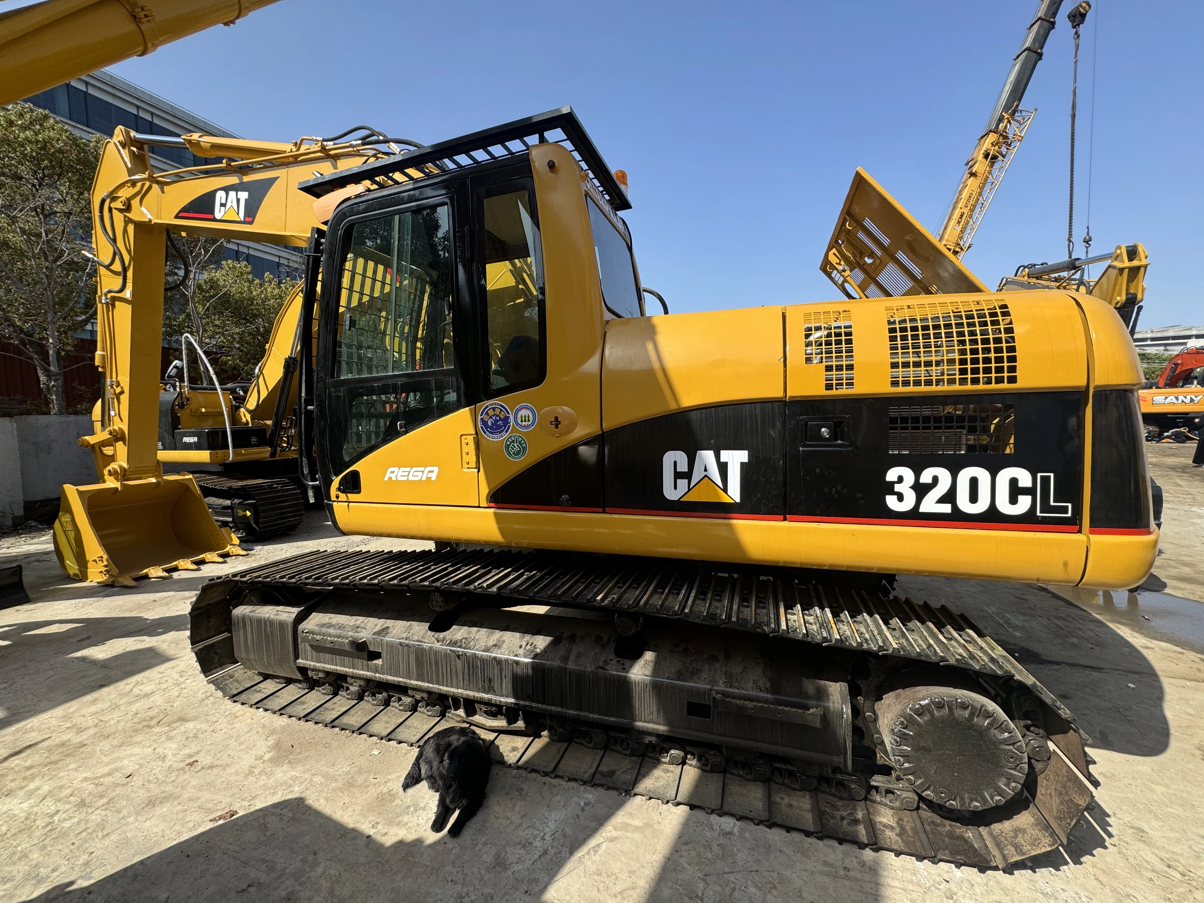 2018 CAT 320CL Used Excavator 20 Tons Secondhand Hydraulic Crawler Digger High Quality in Shanghai Yard 1