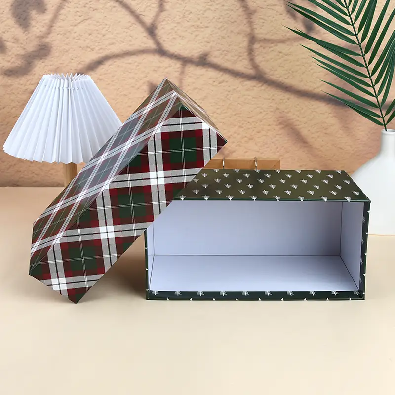 Christmas Plaid Paper Gift Box Lid Recyclable Home Storage 1
