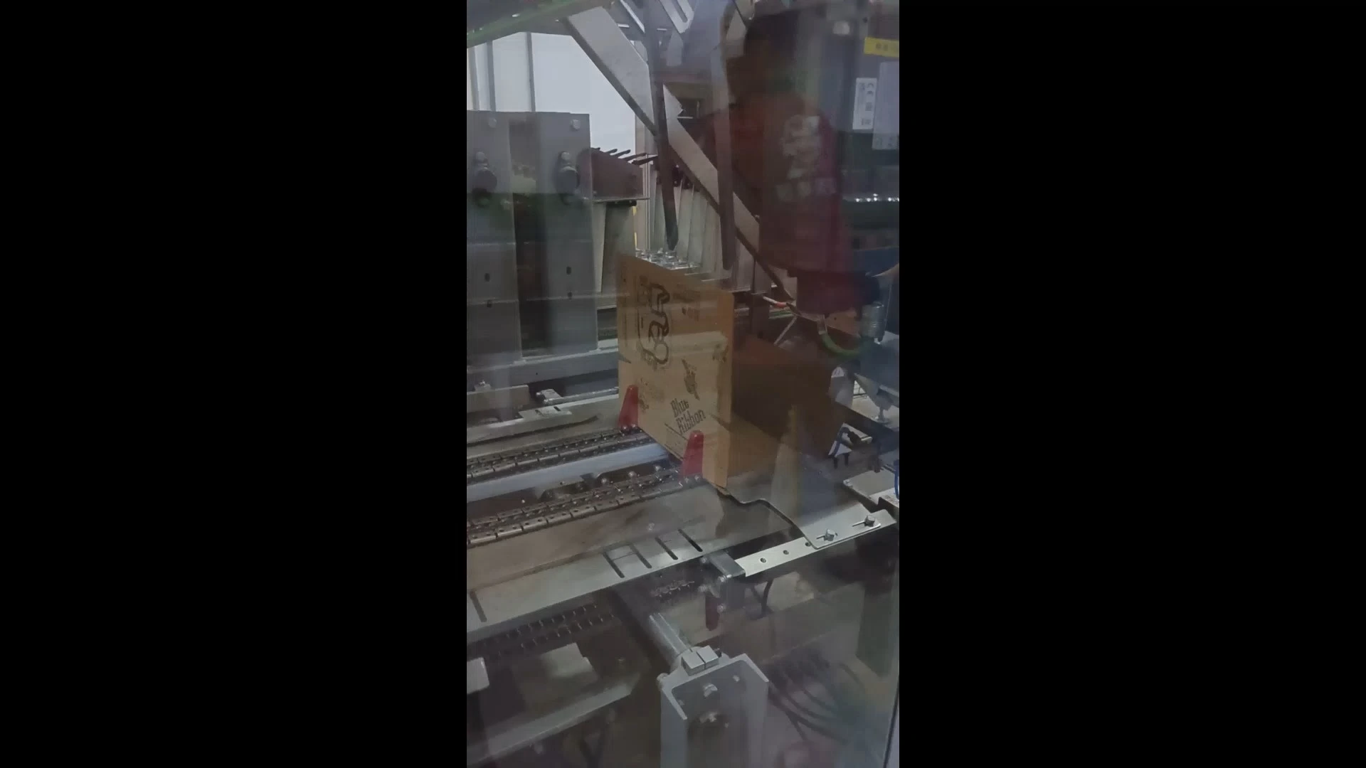 Automatic Side-Entry Wrap-Around Case Packer for Cans - WKD-CGB Series 1