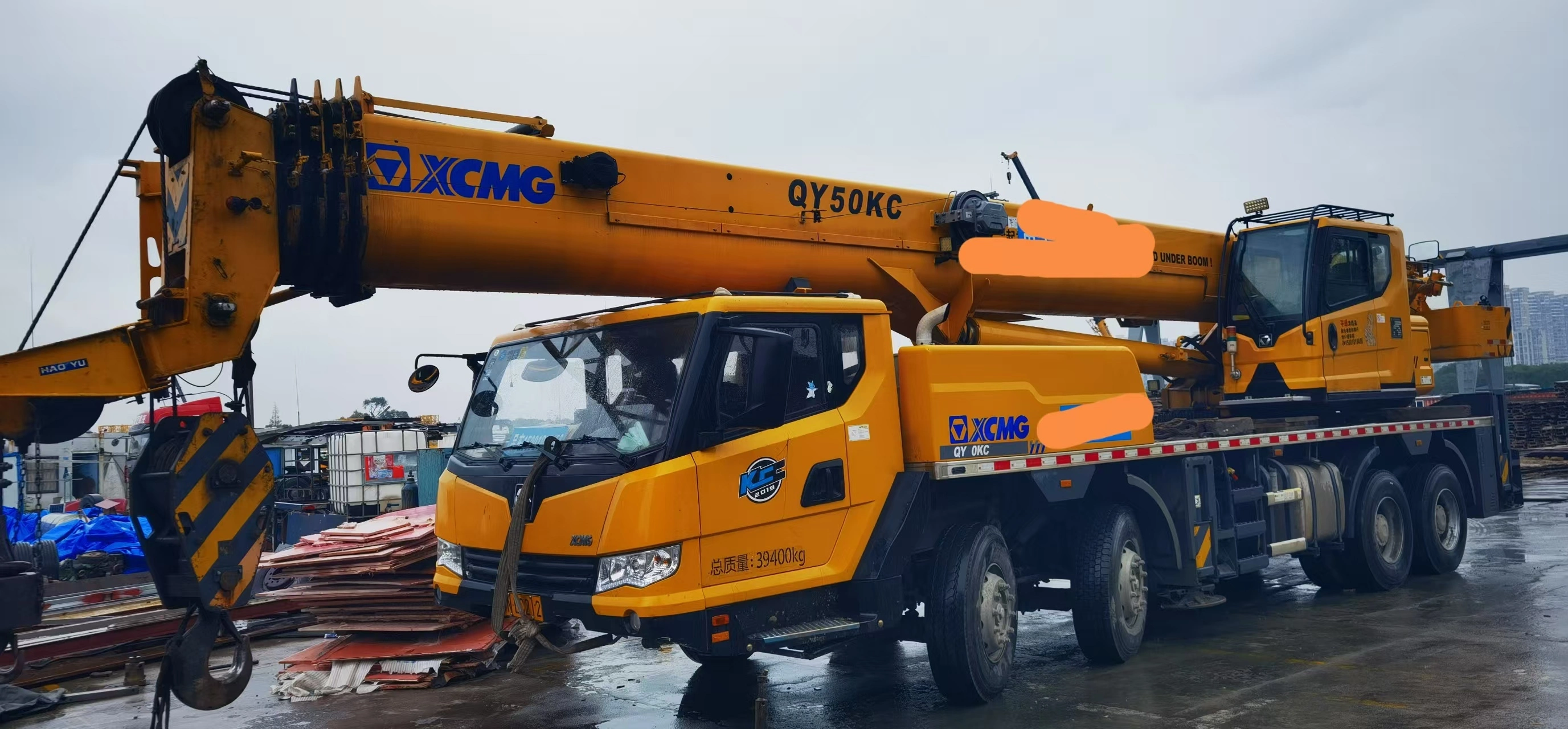 Derek truk XCMG QY50KC-ton tahun 2021 adalah mesin pengangkat berkinerja tinggi dengan kapasitas angkat terukur yang kuat dan kinerja kerja yang stabil. 1